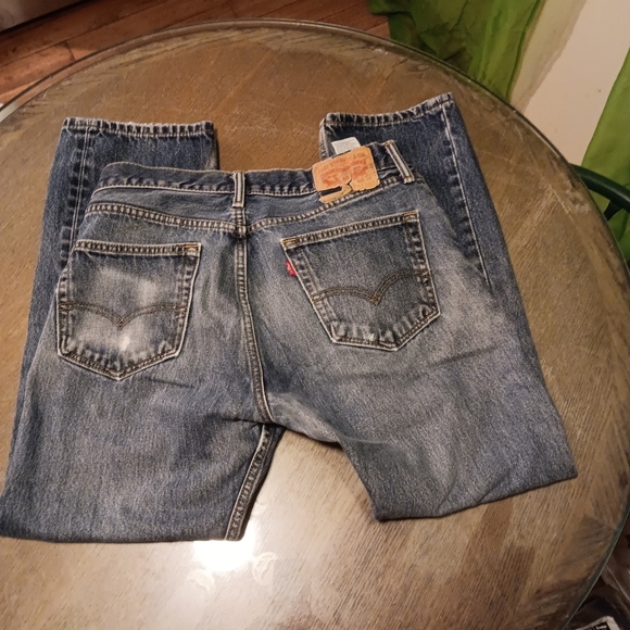 Levi's Strauss & Co  MENS , 33" BY 29" BLUE JEANS ,  used.condition , LOT OF 3 - Picture 7 of 10